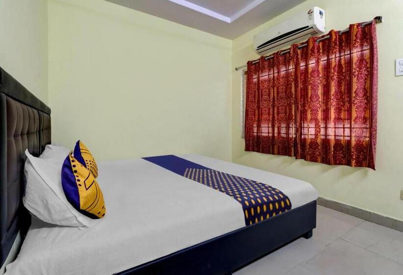 בית מלון כפרי Spot On Unik Residency