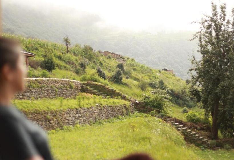 فندق The Goat Village