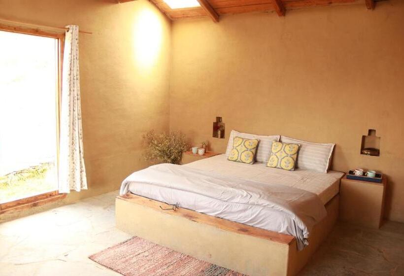 فندق The Goat Village