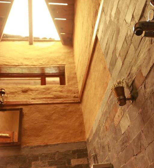 فندق The Goat Village