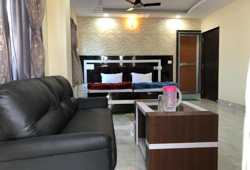 בית מלון כפרי The Heaven