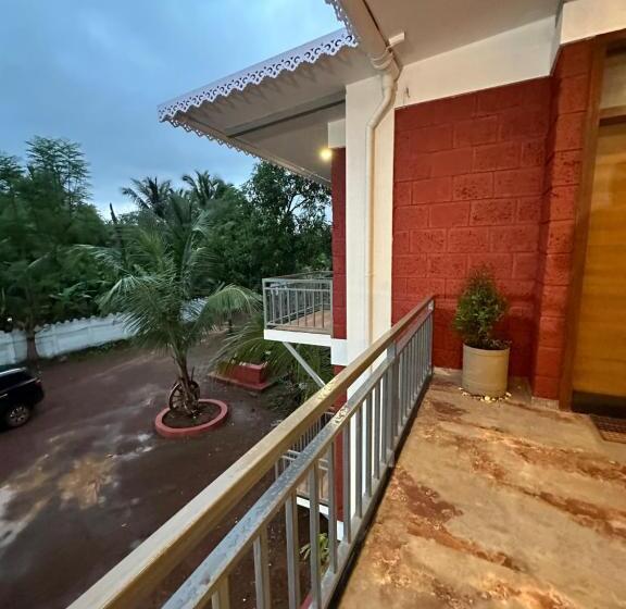 בית מלון כפרי The Oasis Resort