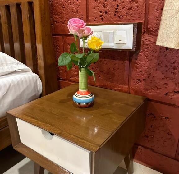 בית מלון כפרי The Oasis Resort