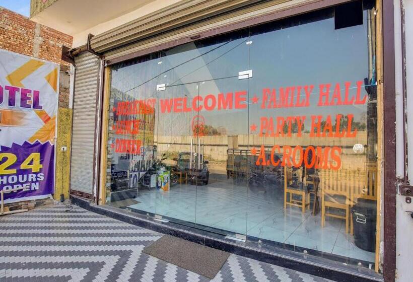 Oyo Hotel Riyasat Inn