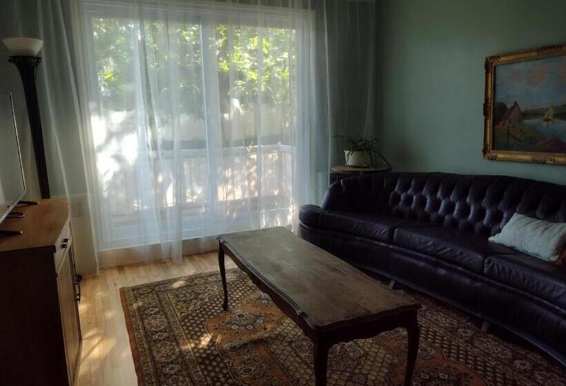 ペンション Smiling House! Montréal, 2 Chambres, Accueillant Et Charmant