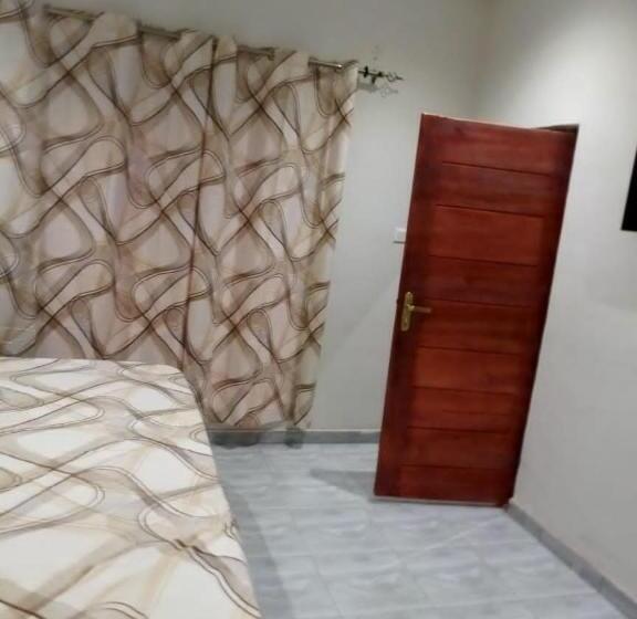 פנסיון 535 Events And Guest House