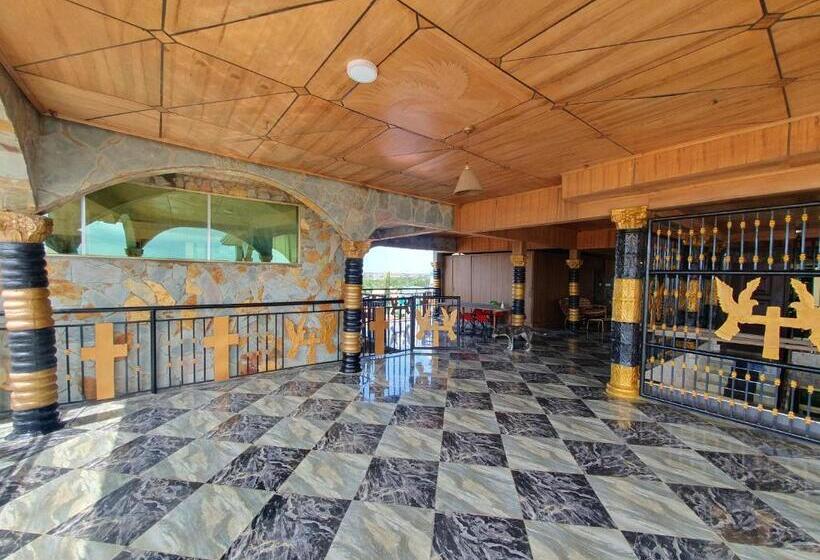 פנסיון Agyevilla