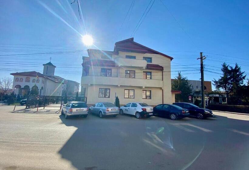 פנסיון Armonia