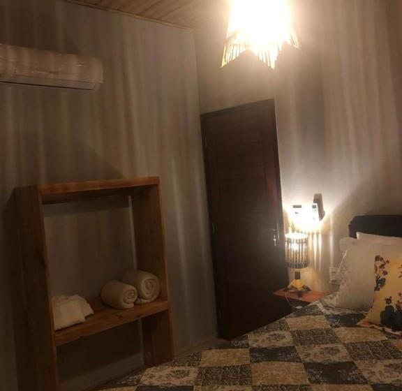 بنسيون Casa Milagres Do Porto   Suítes