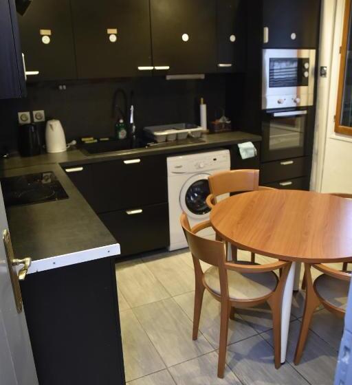 膳宿费 Chez Mr Le Légionnaire