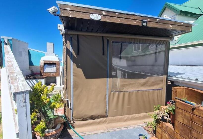 بنسيون Crestview Holiday Apartment