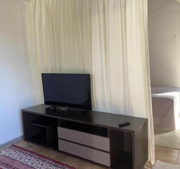 פנסיון Acm Flat