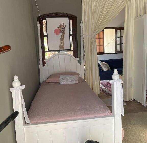 פנסיון Acm Flat