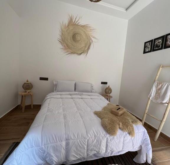 بنسيون Friendly Dades Lodge