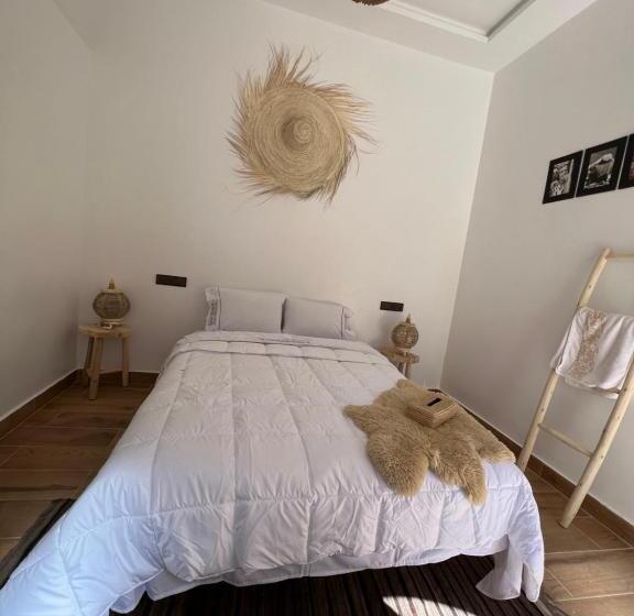 بنسيون Friendly Dades Lodge
