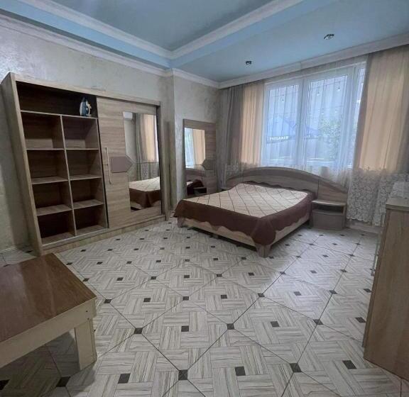 پانسیون Guesthouse Nuri