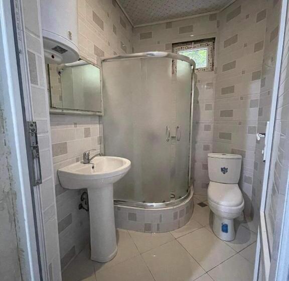 پانسیون Guesthouse Nuri