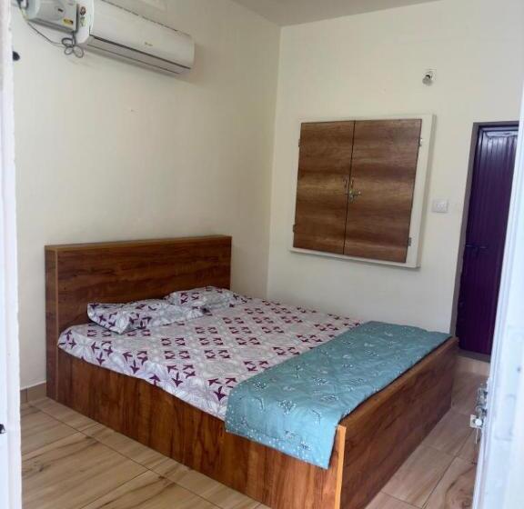 بنسيون Joanns Home Stay