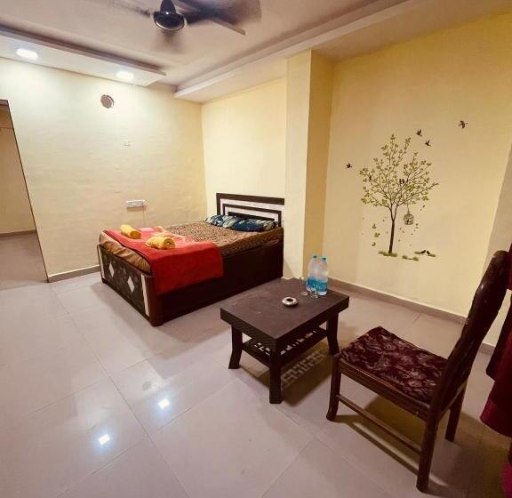 膳宿费 Namaste Nirvana Guest House