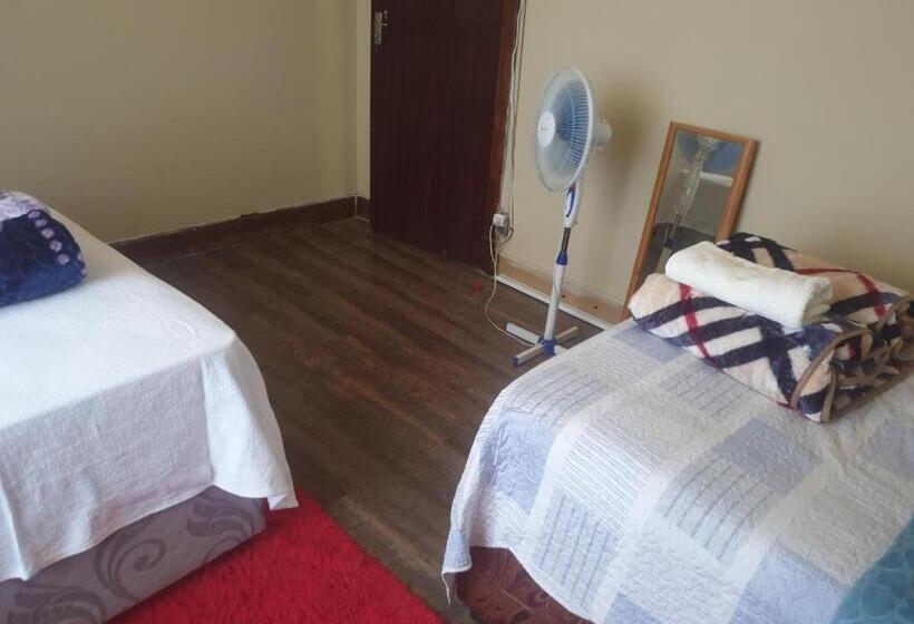 פנסיון Randgate Guesthouse