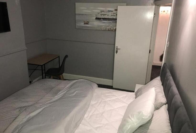 بنسيون Rose Cottage