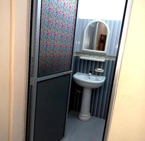 Пансион Sand Bar Sun View