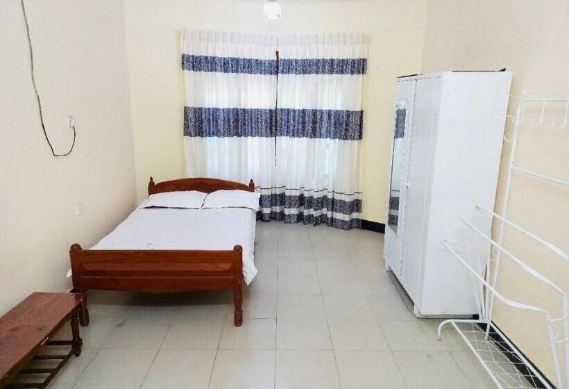 Пансион Sand Bar Sun View