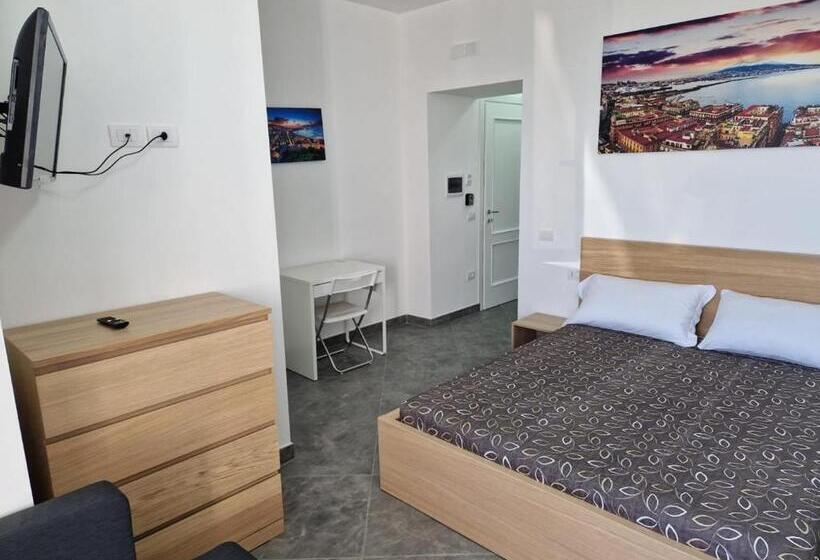 پانسیون Suite Home