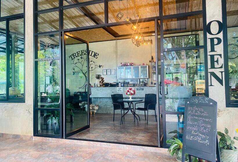 Pensjonat Treeside Guest House Resort