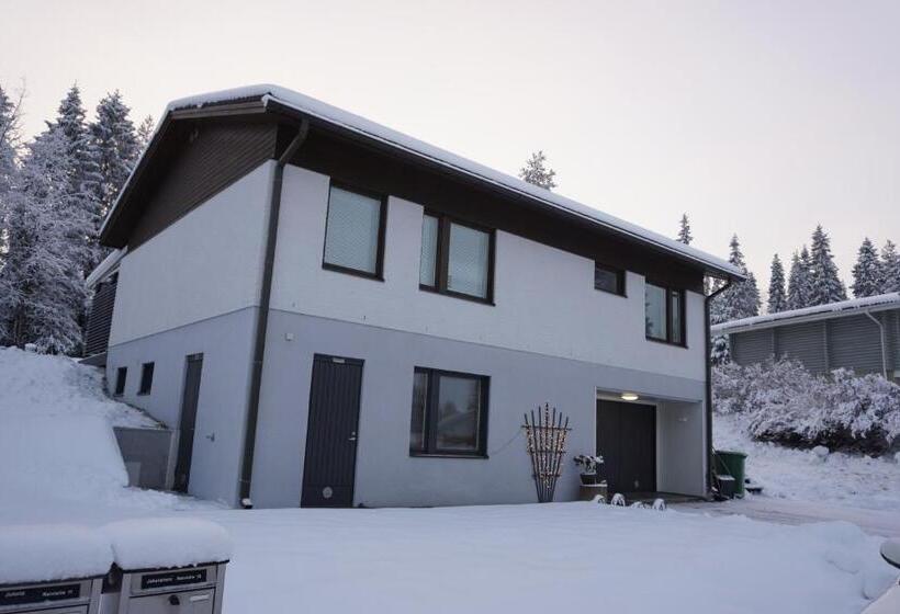 ペンション Your Home Away From Home!