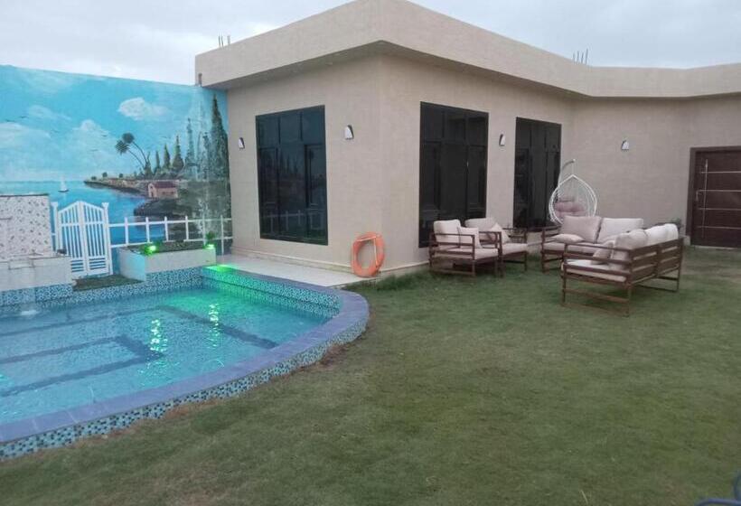 منتجع شاليهات الرولز