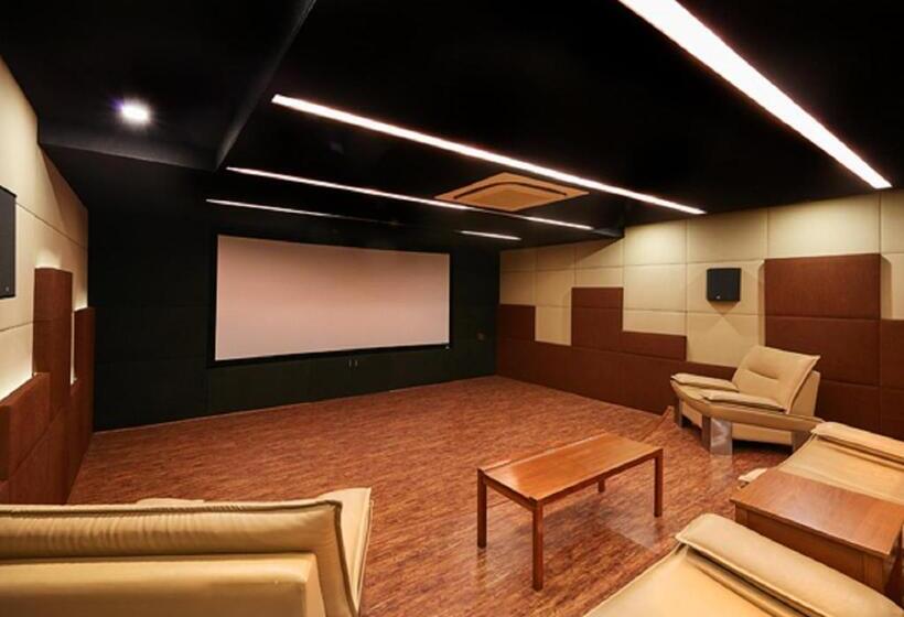 리조트 Maroma Suites Chennai