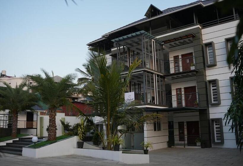 Skyfall Holidays Wayanad