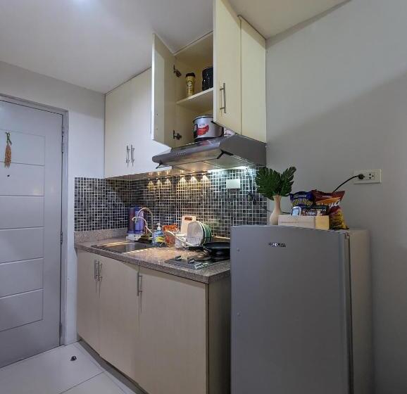 Staycation In Manila