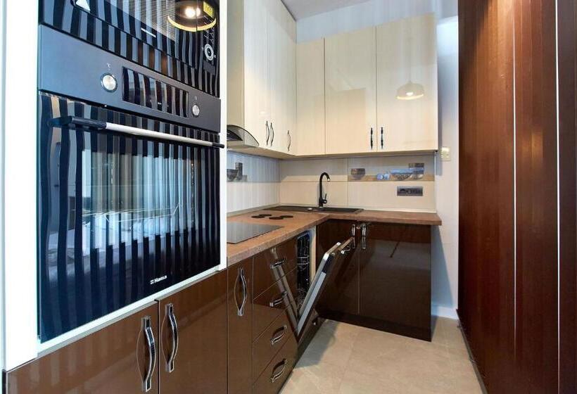 Studio Panoramic Sea On