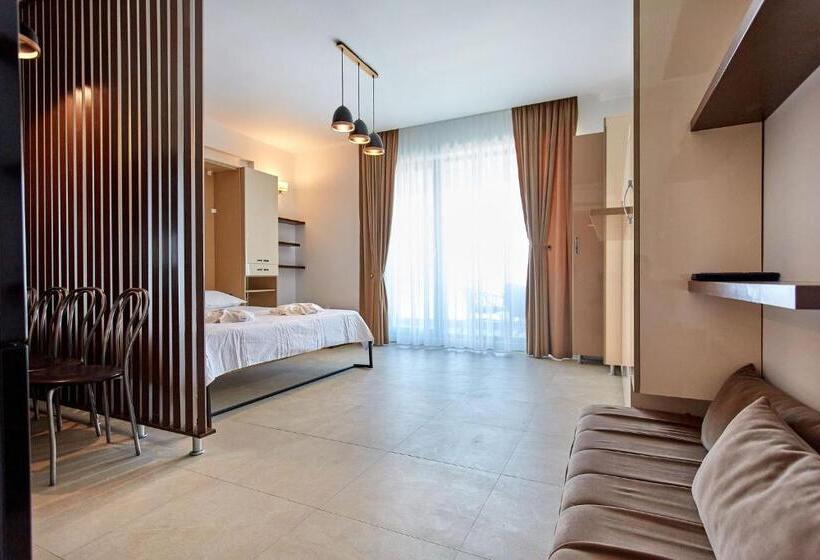 Studio Panoramic Sea On