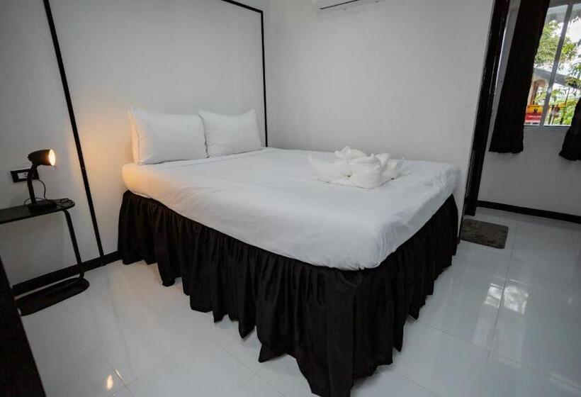 The Bright House, Koh Phi Phi