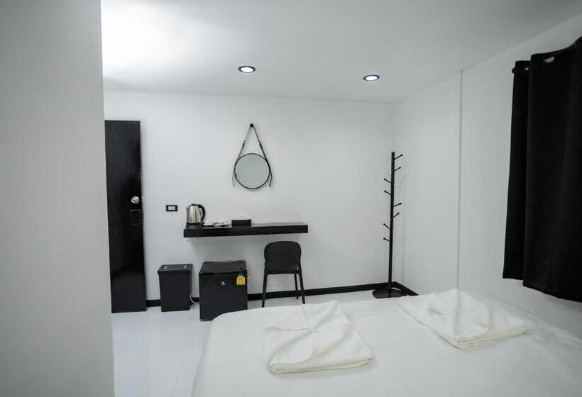 The Bright House, Koh Phi Phi