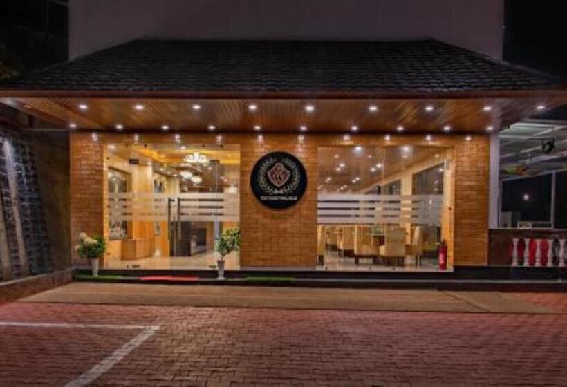 The Grand Welcome Hotel, Shimla