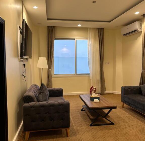 فندق جارة الغيم للاجنحة الفندقية