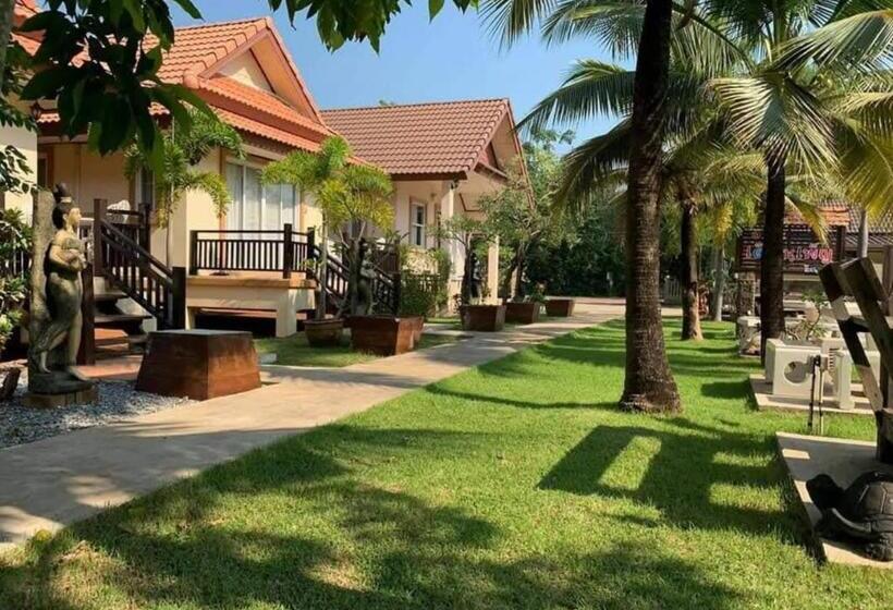 เดือนเพ็ญ รีสอร์ต Duanphen Resort