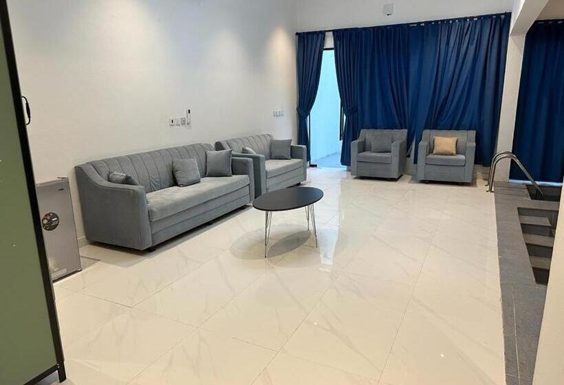 הוסטל مزون السحاب