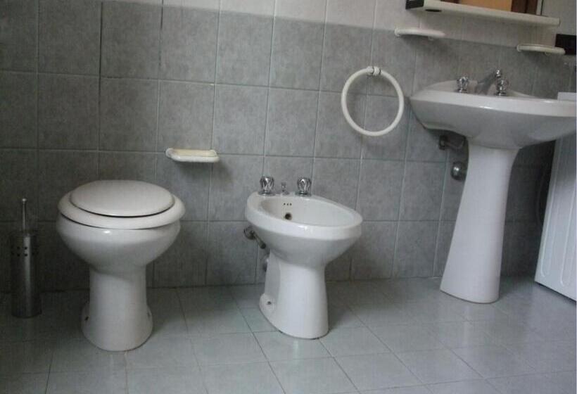 호스텔 Foresteria Casa Dante