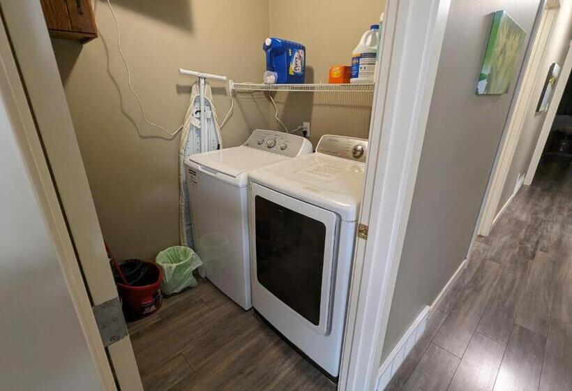 هاستل Crewcomfort Suites #2