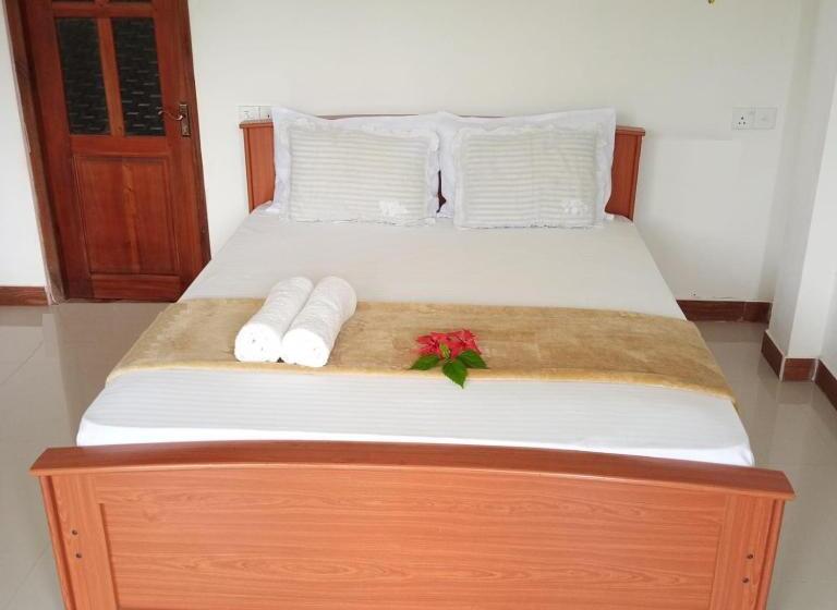 فندق صغير Nineart Resort