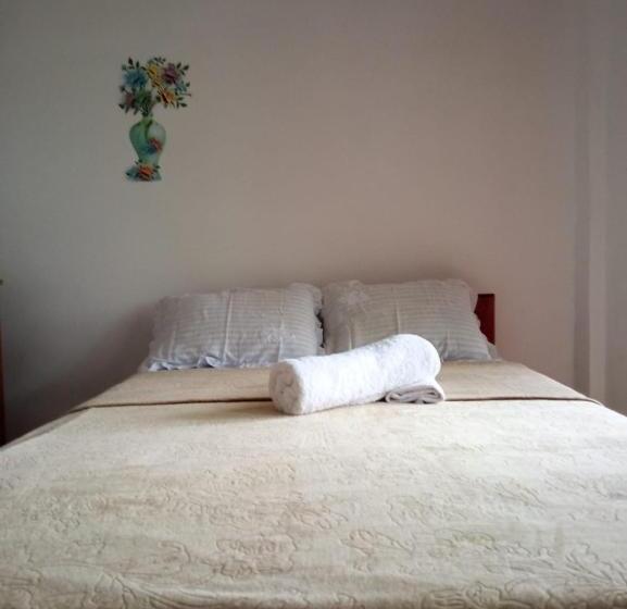 فندق صغير Nineart Resort