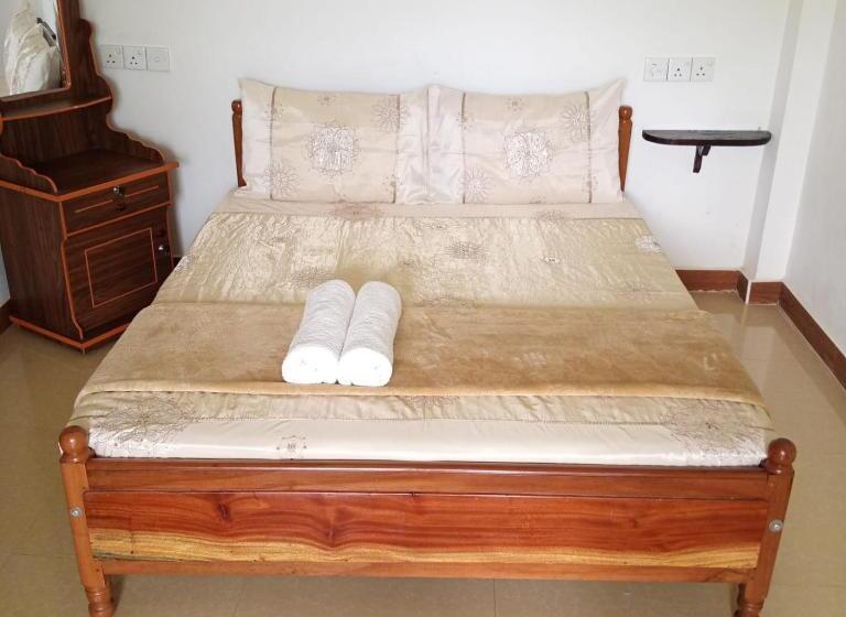 فندق صغير Nineart Resort