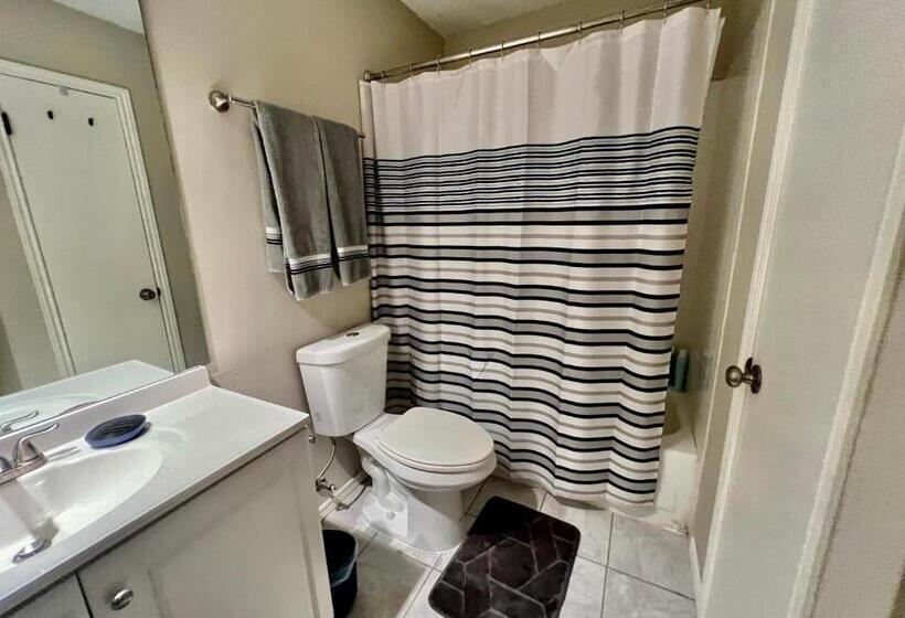 فندق صغير San Antonio Tx  3br Fully Furnished Corporate Home