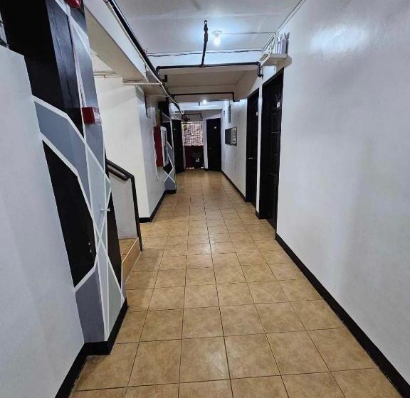 Retkeilymaja Villa Tomasa Boracay Dmall