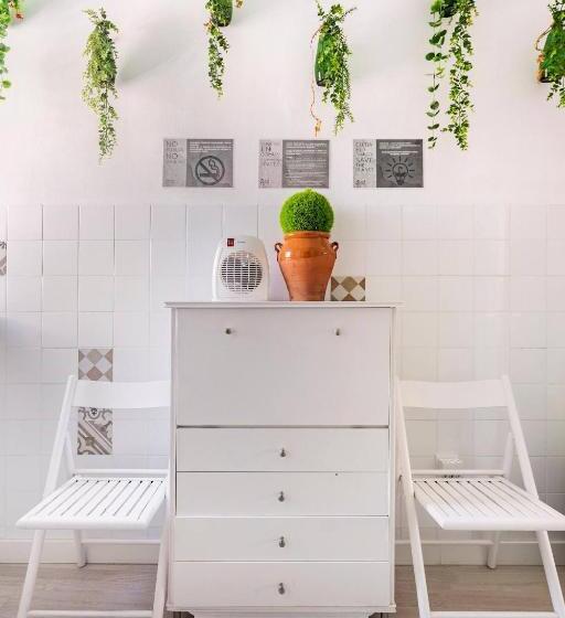 فندق صغير Wood&stone Rooms